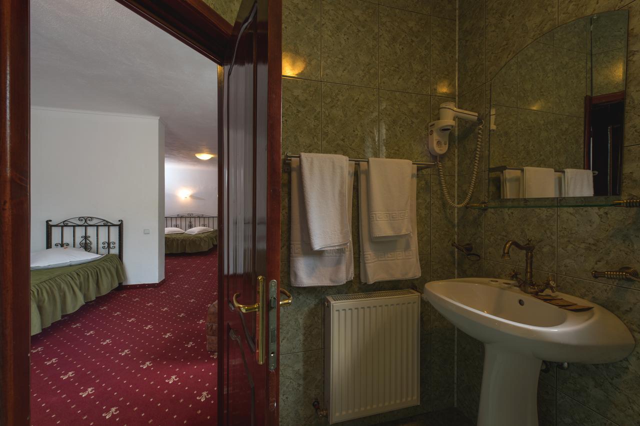 Complex Craiasa Muntilor Moieciu Hotel Moeciu De Sus Eksteriør billede